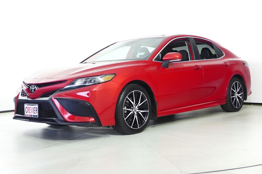 Used 2021 Toyota Camry SE with VIN 4T1T11AK7MU493119 for sale in Santa Ana, CA