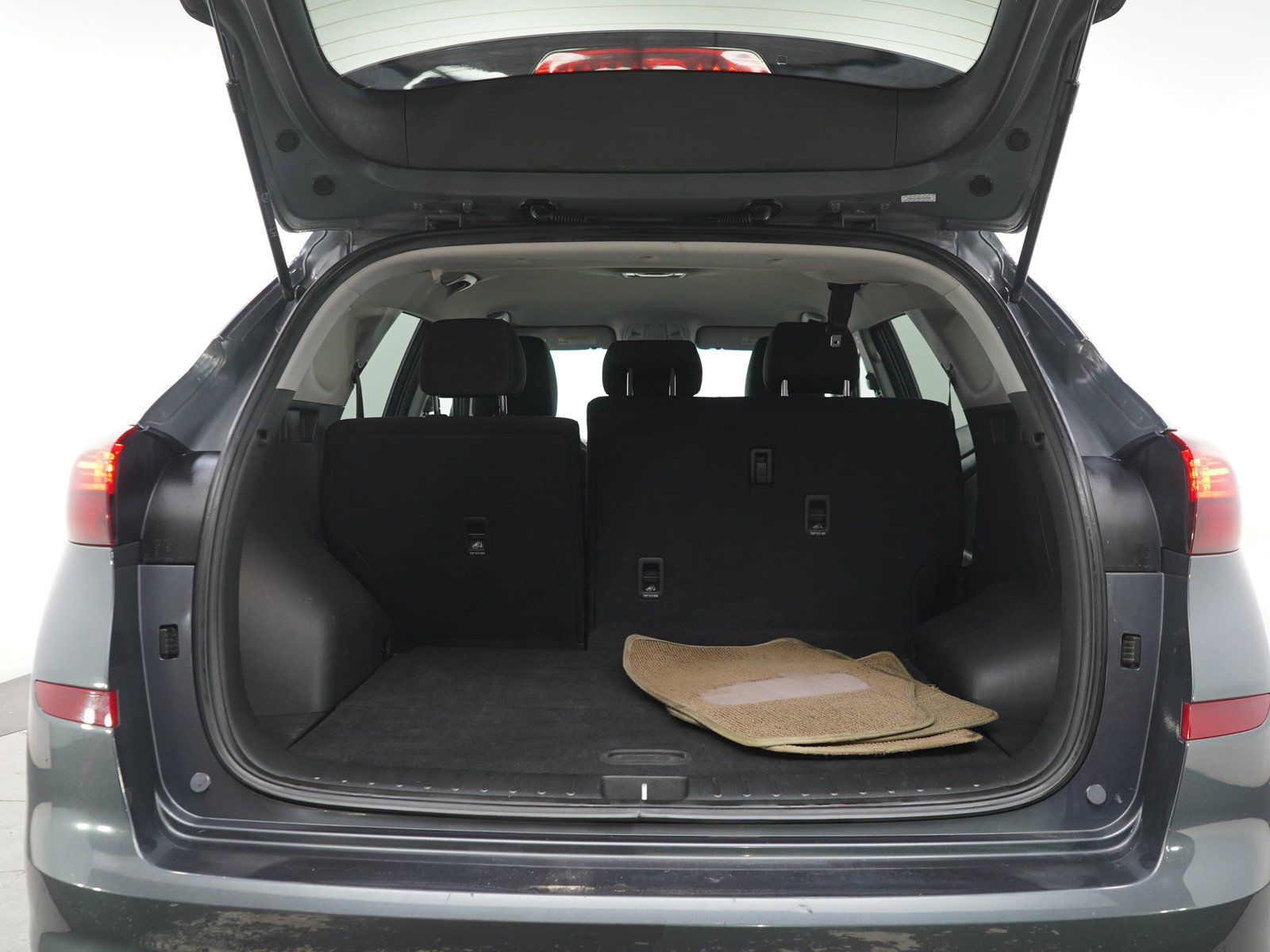 2019 Hyundai Tucson SE - Photo 18
