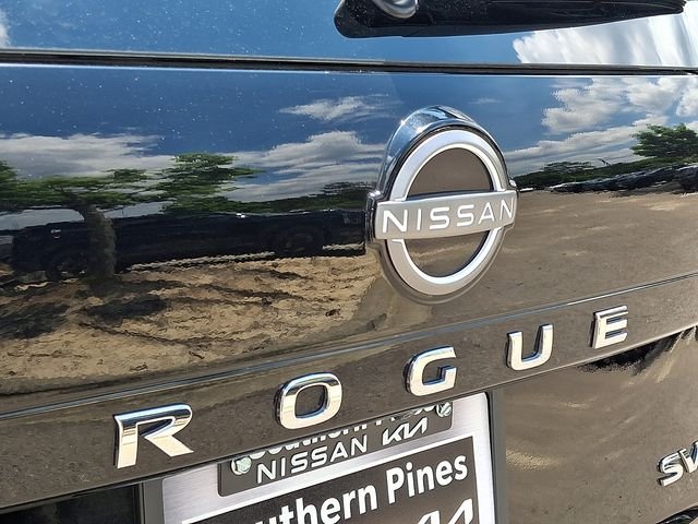 Used 2023 Black Nissan SV image 30