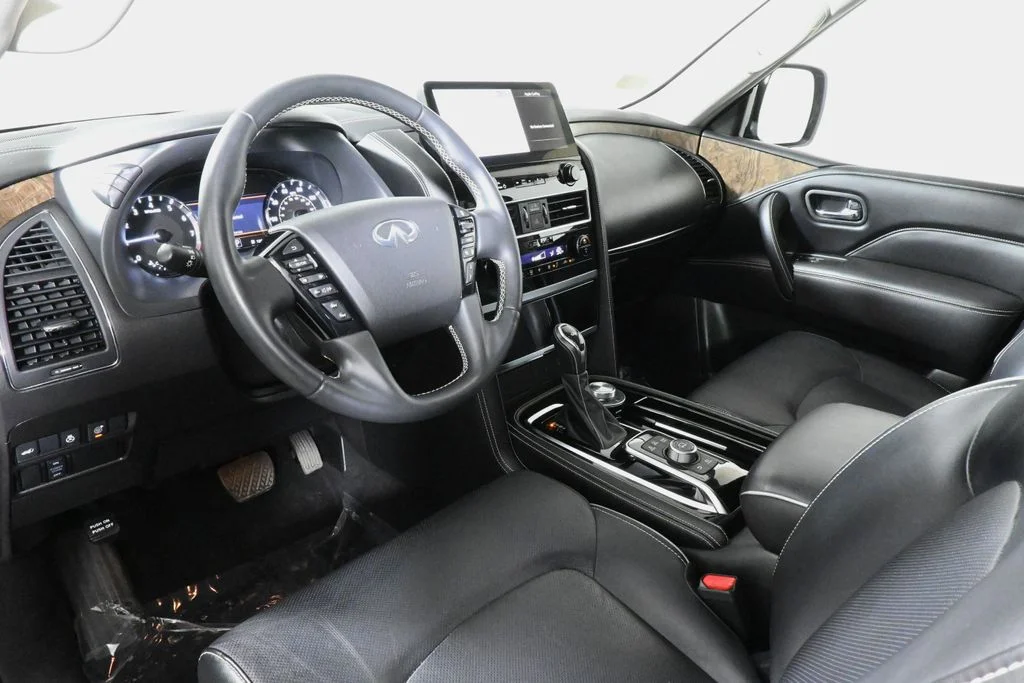 Certified Used 2023 Gray INFINITI Premium Select image 15