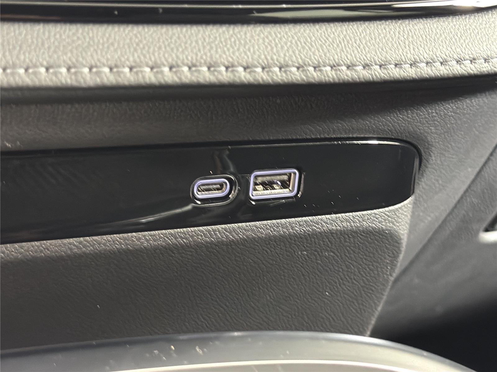 2026 Buick Enclave Sport Touring - Photo 33