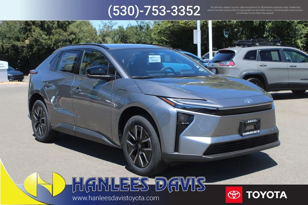 New 2026  Toyota XLE Plus image 5
