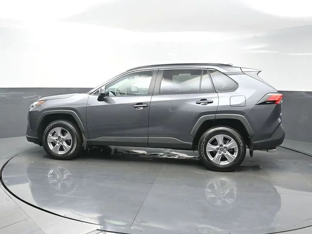 Used 2025 Gray Toyota XLE image 4