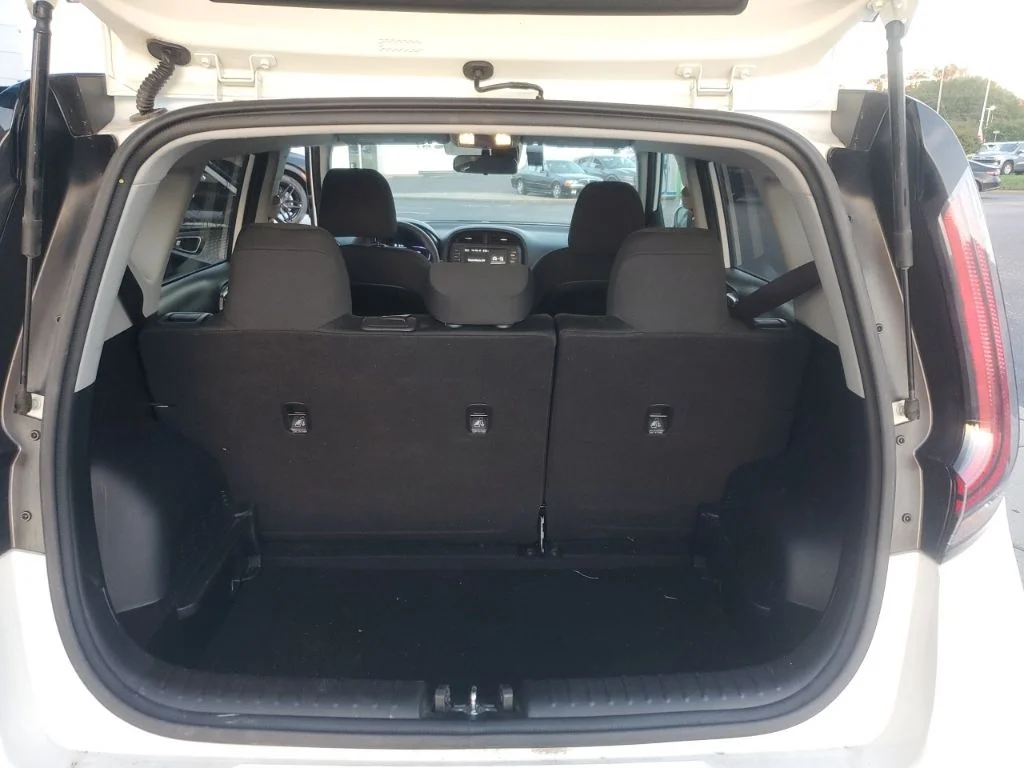 Used 2025 White Kia LX image 13