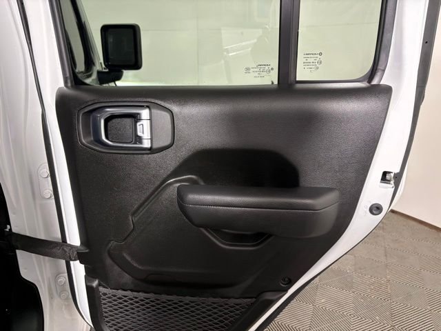 Certified Used 2024 White Jeep Rubicon image 17
