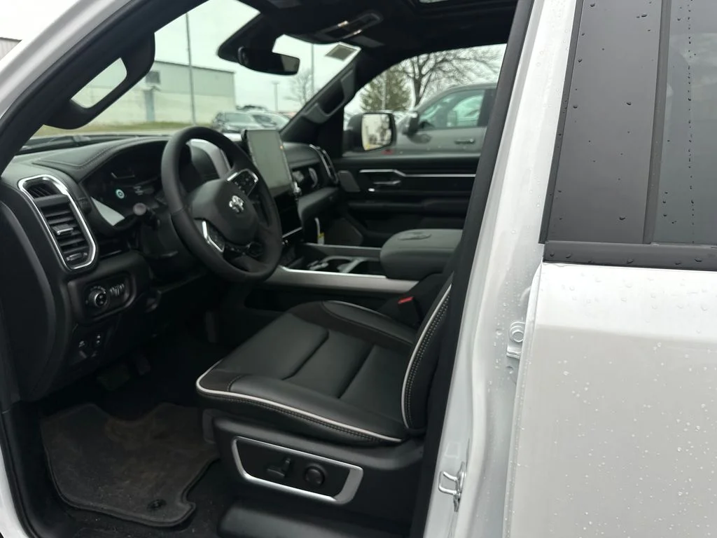 2026 RAM 1500 Laramie - Photo 13