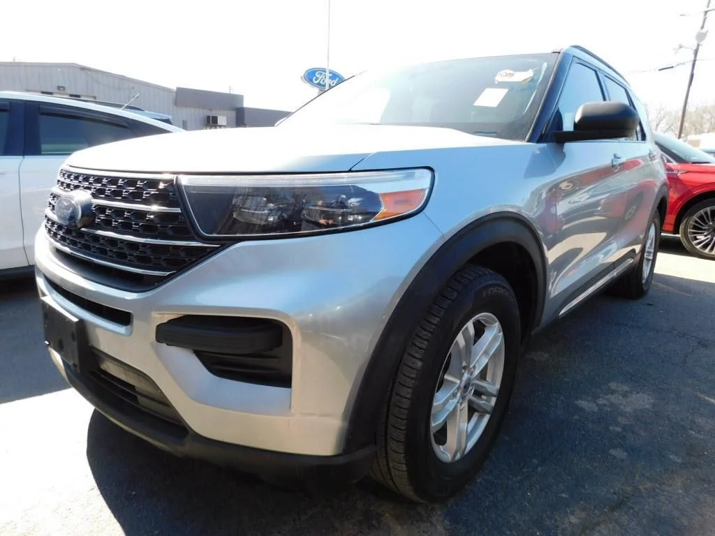 2020 Ford Explorer XLT RWD's photo