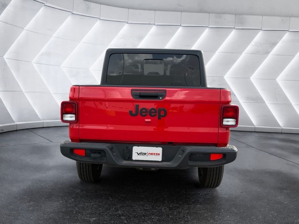 Used 2023 Red Jeep Sport image 3