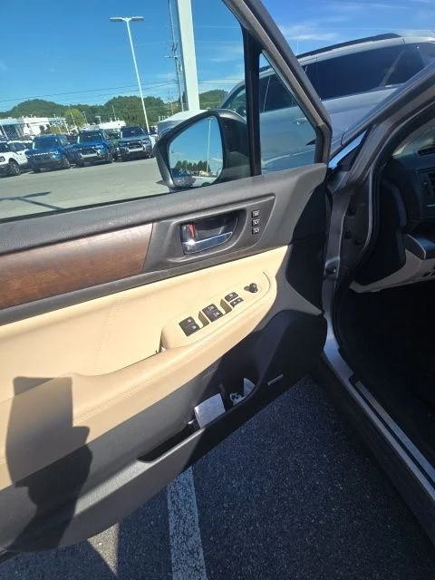 Used 2018 Gray Subaru 2.5i image 14