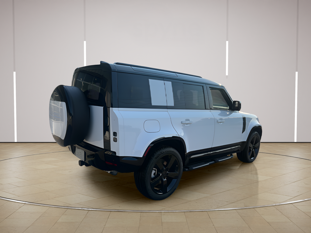 New 2026 White Land Rover X-Dynamic SE image 7