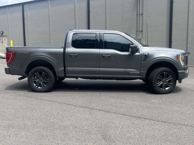 Certified Used 2023 Gray Ford XLT image 2