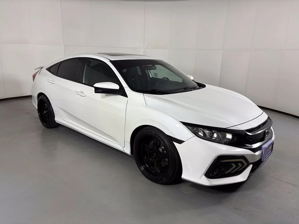 Used 2018 White Honda Si image 2