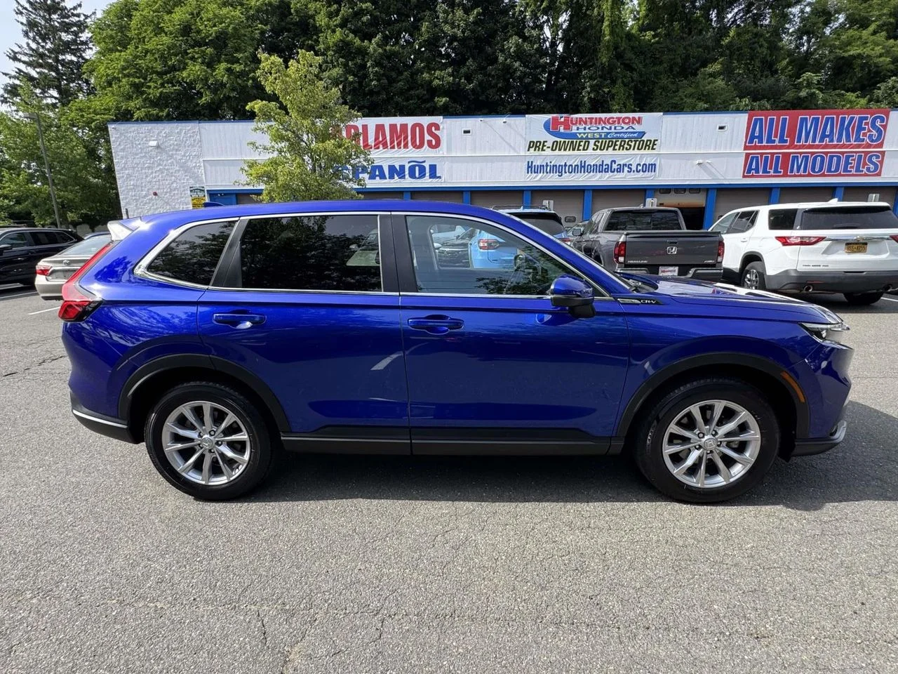 Used 2023 Still Night Pearl Honda EX-L image 4