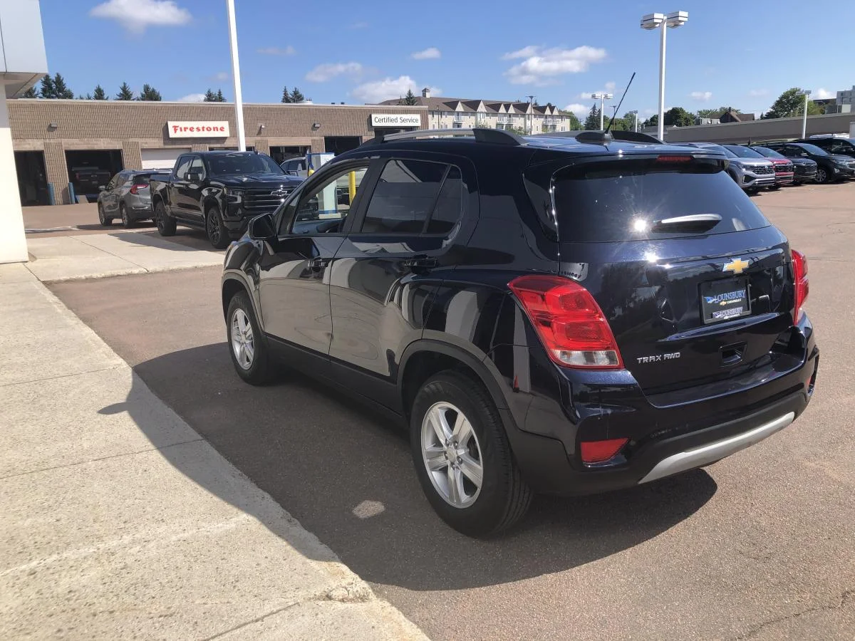 Used 2022 Blue Chevrolet Awd 4dr Lt image 6