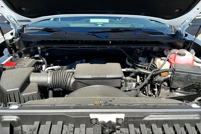 2025 Chevrolet Silverado 2500 HD Custom - Photo 12