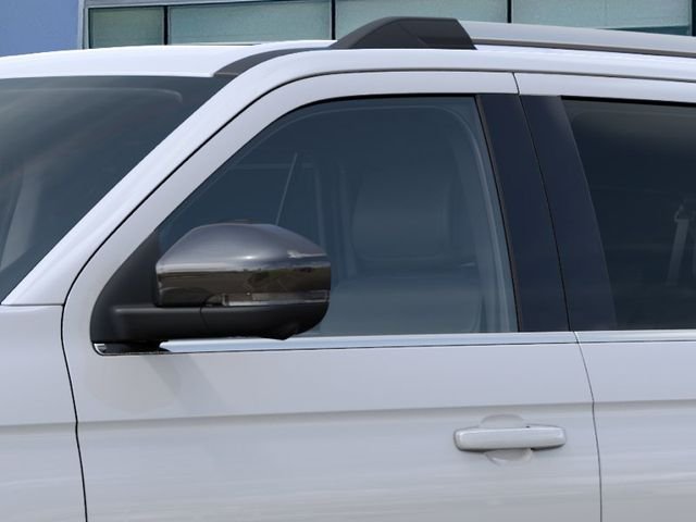 New 2027 Star White Metallic Tri-Coat Ford MAX Platinum image 20