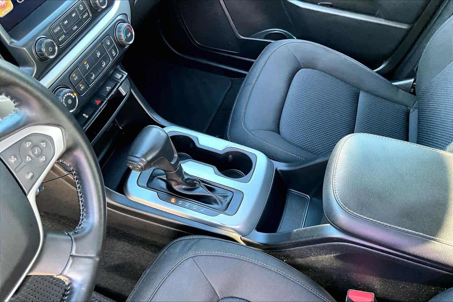 Used 2018 Kinetic Blue Chevrolet 2WD LT image 19
