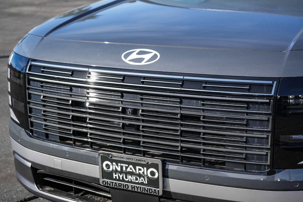 New 2026 Gray Hyundai SEL Premium image 6