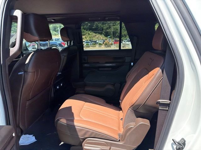 Used 2024 White Ford King Ranch image 11