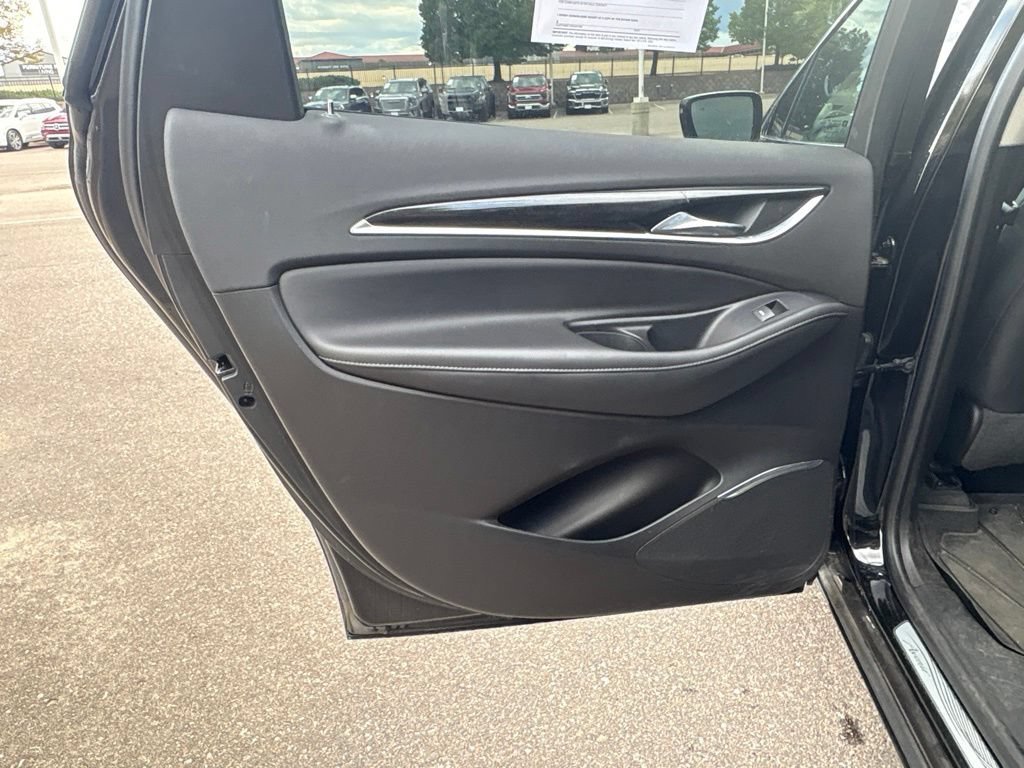 Used 2019 Includes Spectra Gray lower exterior accent color.) Buick Avenir image 16