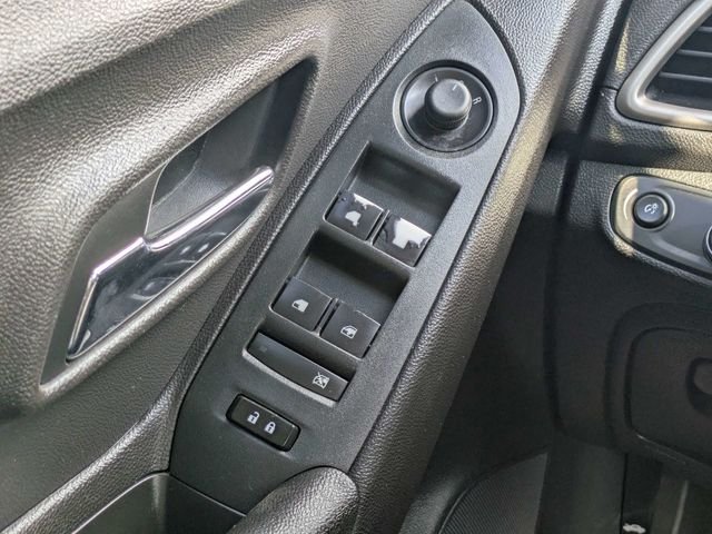 Used 2018 Silver Chevrolet LS image 22