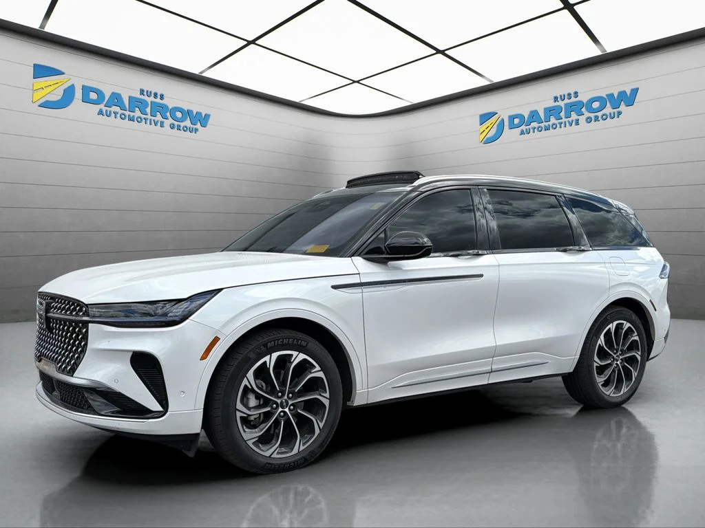 2024 Lincoln Nautilus Reserve AWD's photo