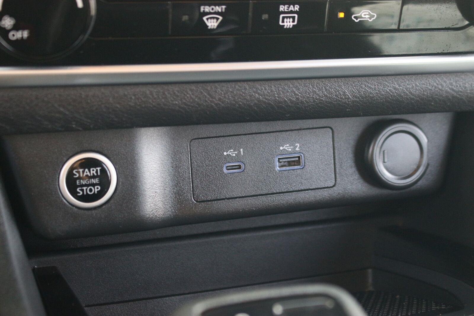 Used 2023 Blue Nissan S image 27