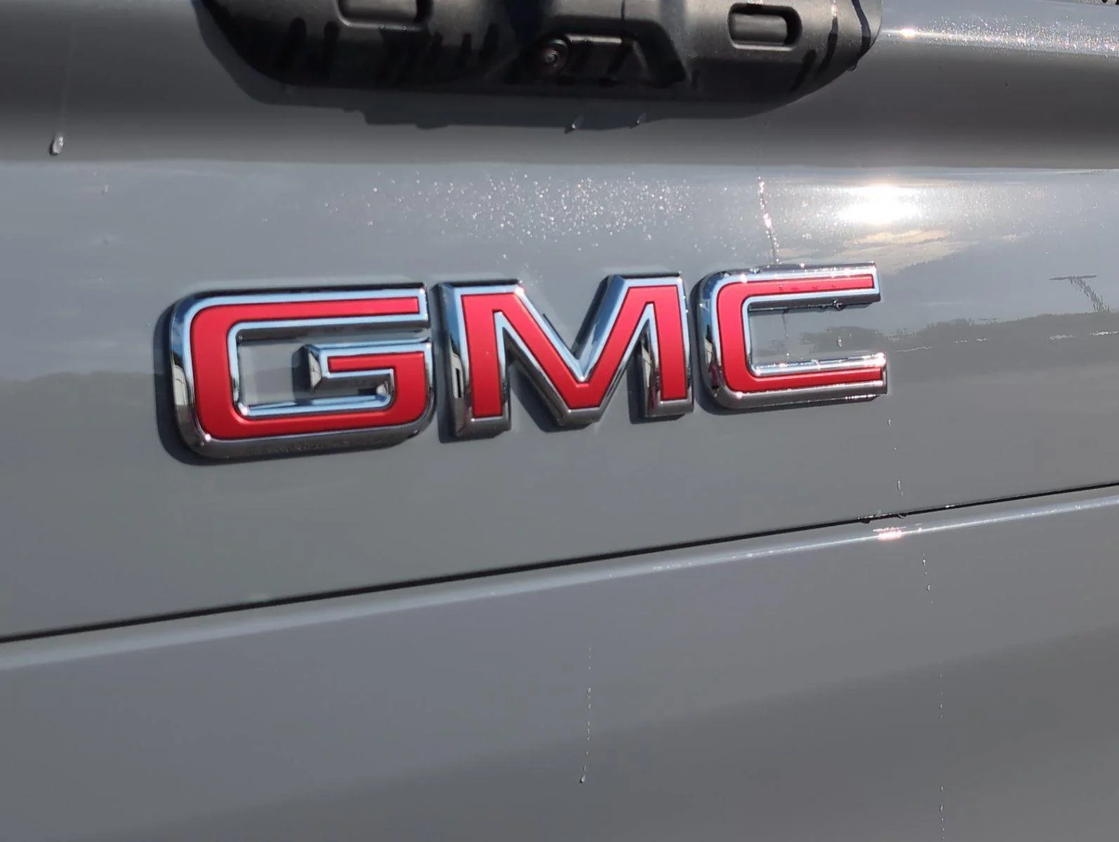 New 2026 Thunderstorm Gray GMC Elevation Standard Range image 27
