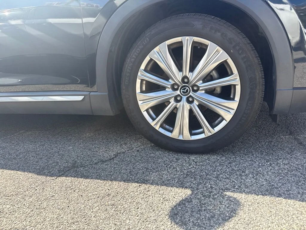 Used 2021 Black Mazda Signature image 3