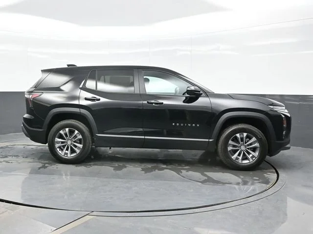 2026 Chevrolet Equinox LT - Photo 8