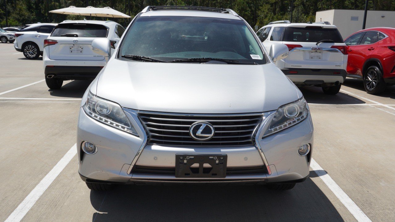 Used 2015 Silver Lexus  image 2