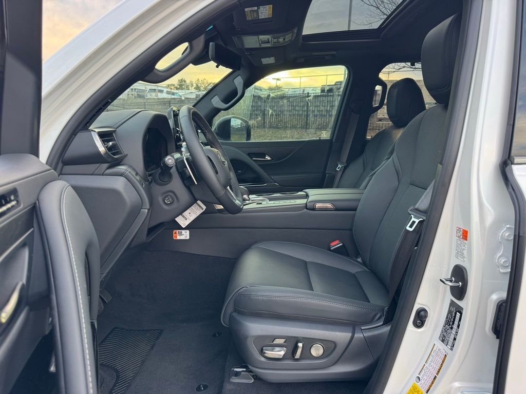 2026 Lexus LX 700h Overtrail - Photo 22