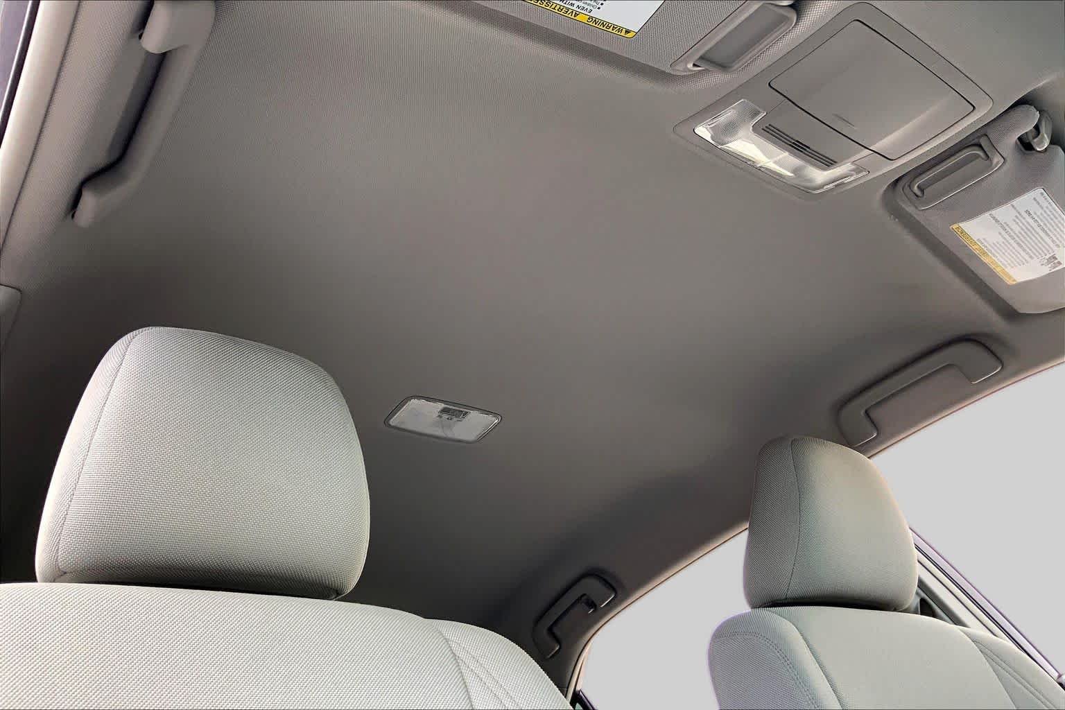 Used 2015 Parisian Night Pearl Toyota LE image 14