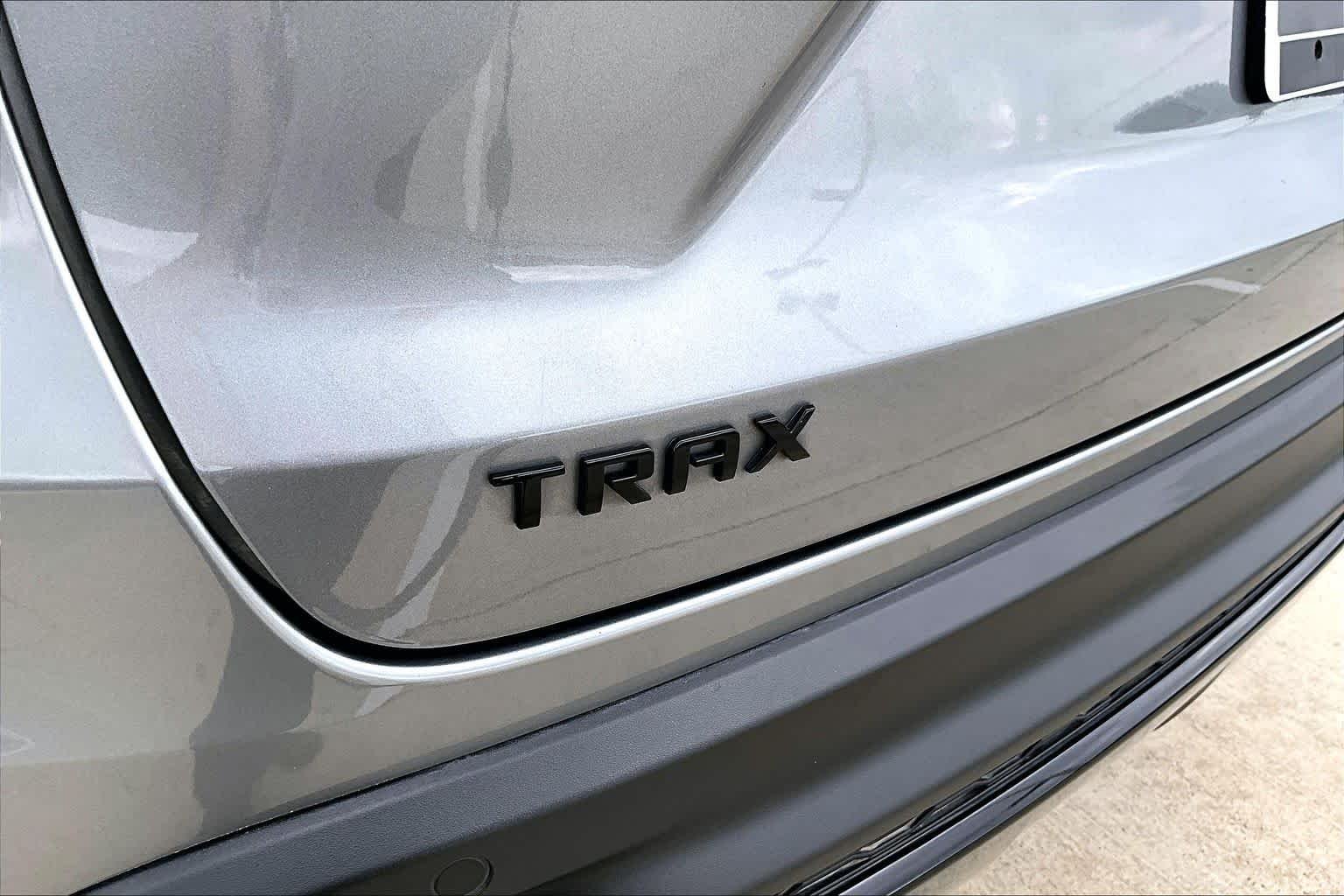 Used 2025 Sterling Gray Metallic Chevrolet 2RS image 9