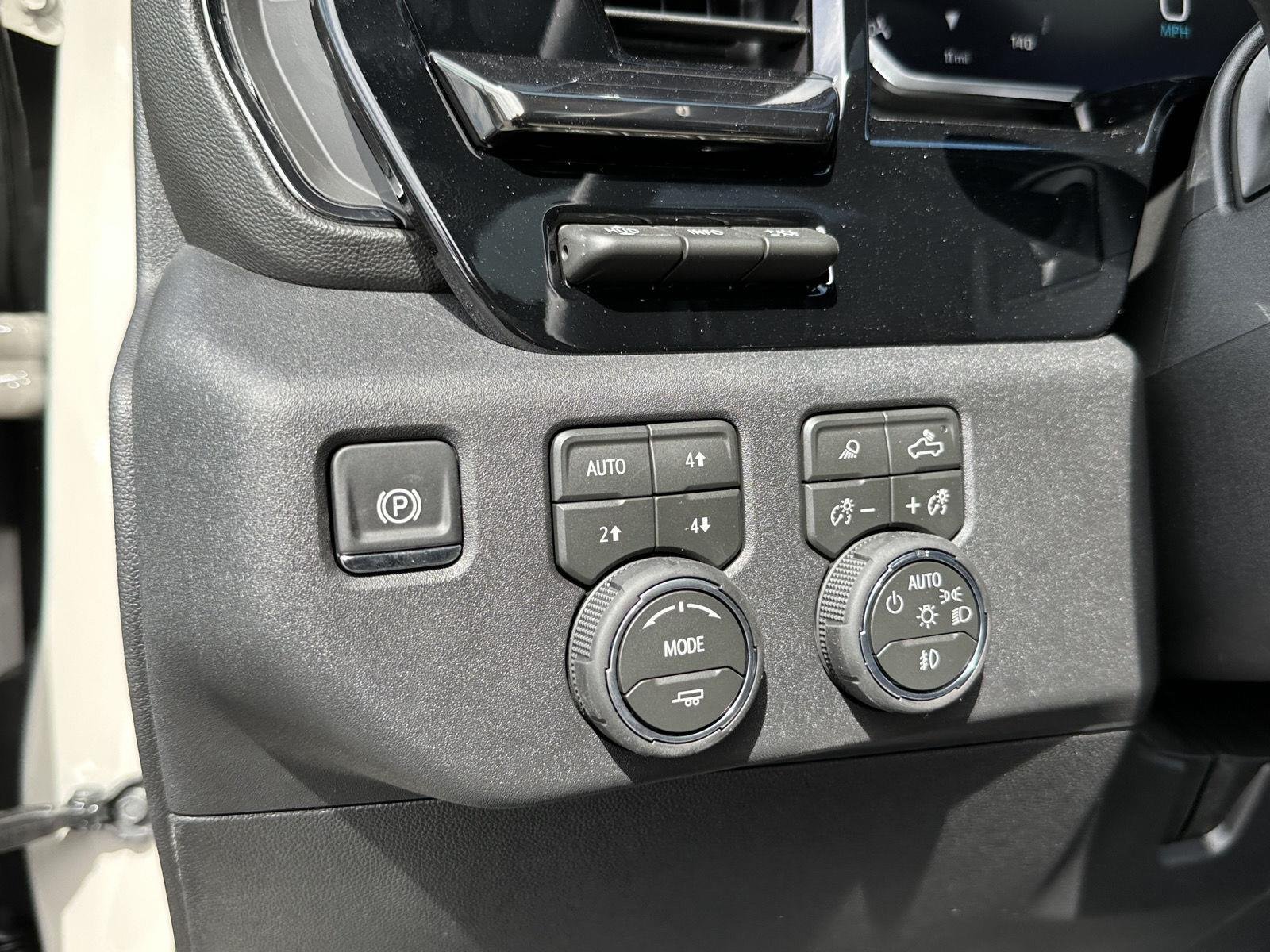 2026 Chevrolet Silverado 2500 HD ZR2 - Photo 28