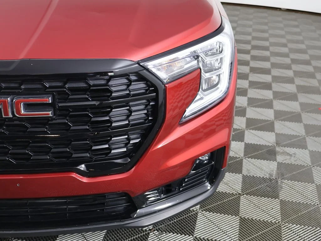Used 2023 Volcanic Red GMC AT4 image 13