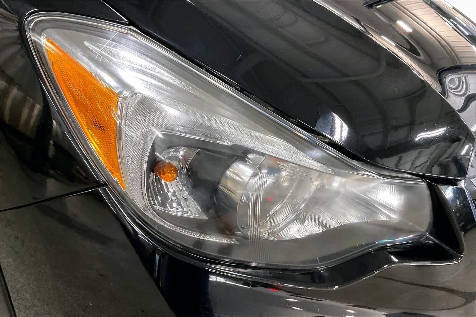 Used 2015 Crystal Black Silica Subaru Limited image 28