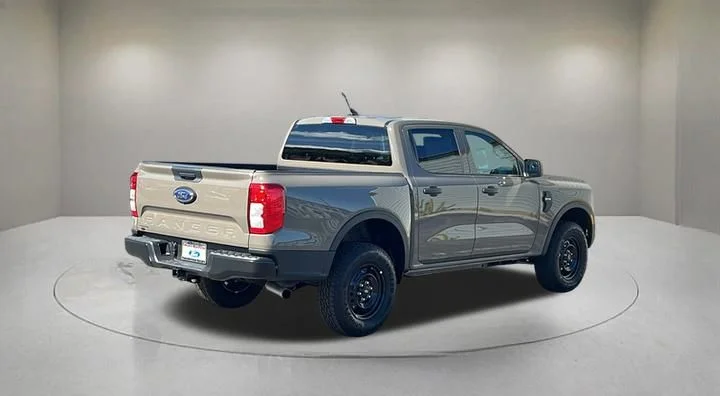 New 2026 Marsh Gray Ford XL image 5