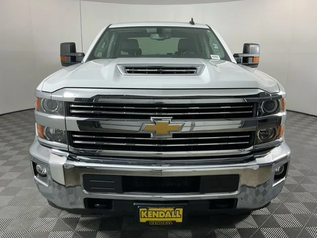 Used 2018 White Chevrolet LT image 2