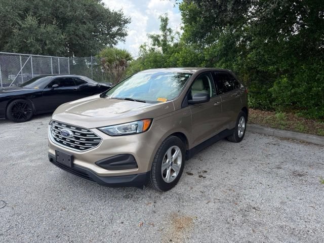 Used 2020 Desert Gold Metallic Ford SE image 1