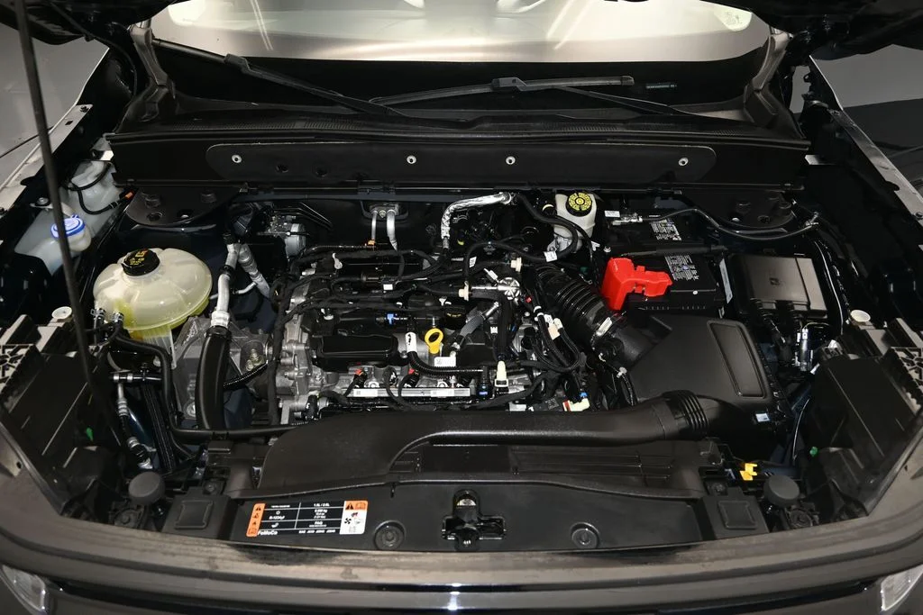 Used 2022 Blue Metallic Ford Outer Banks image 19