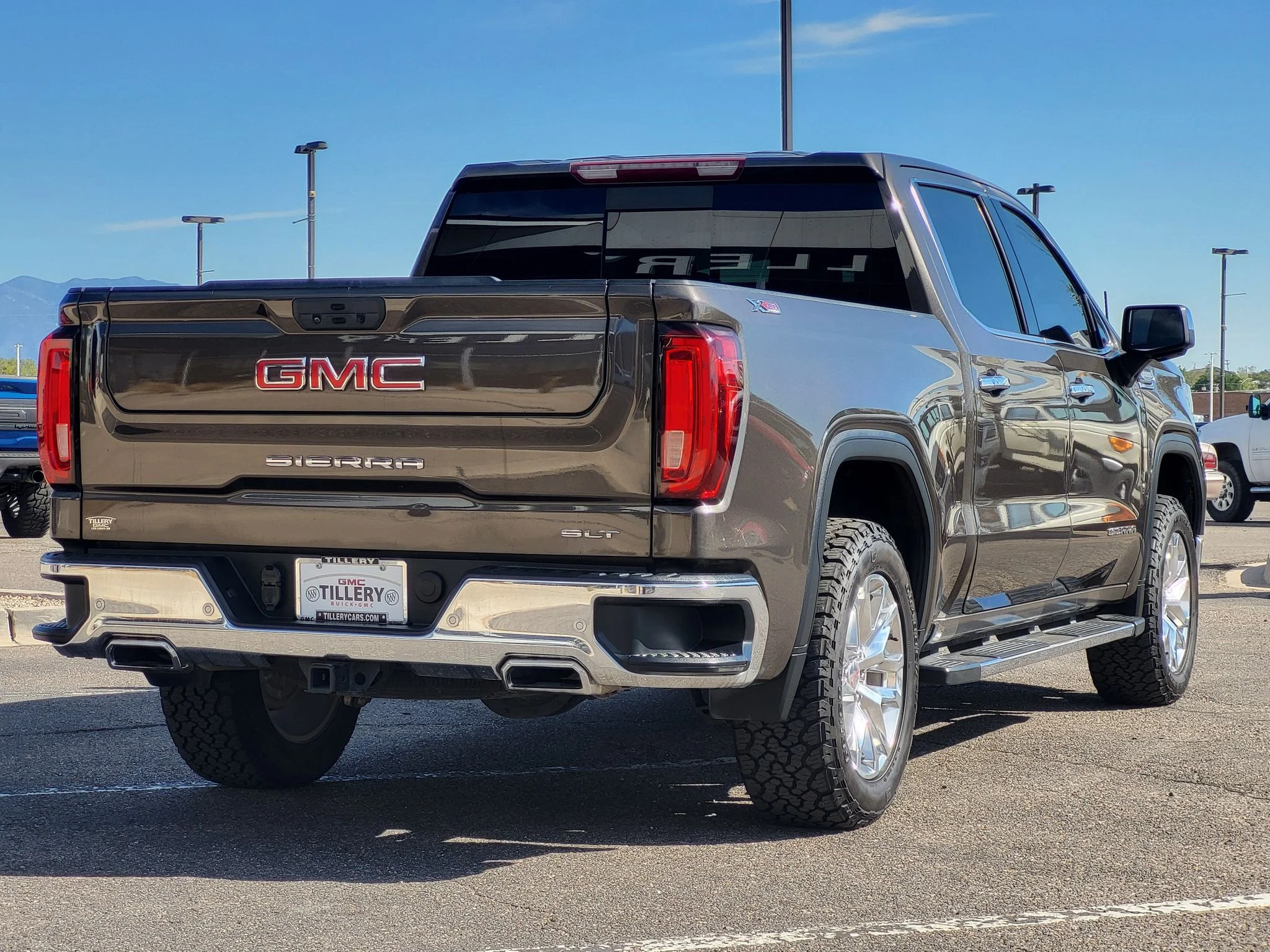 Used 2020 SMOKEY QUARTZ METALLIC GMC SLT image 7