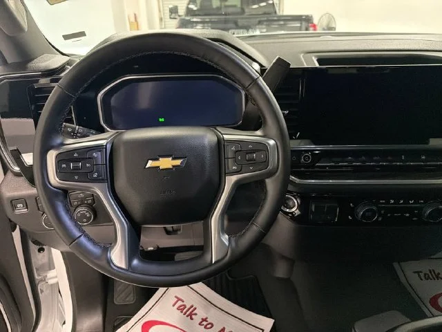 Used 2026 White Chevrolet LT image 15