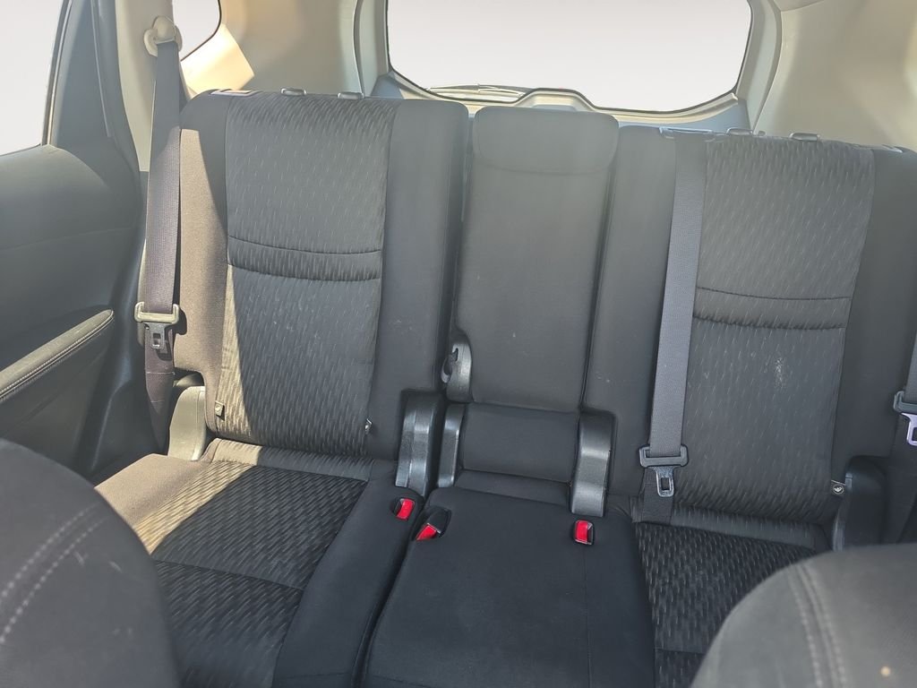 Used 2018 Silver Nissan SV image 13