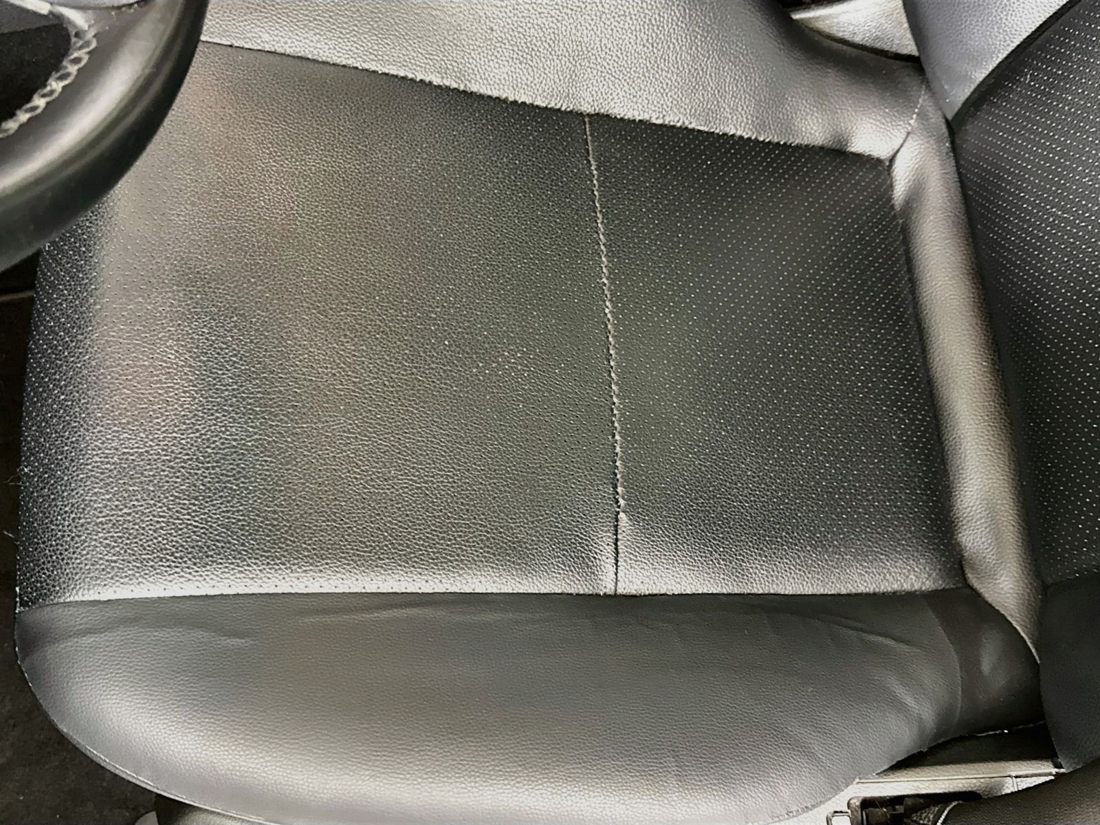 Used 2012 Palladium Silver Metallic Mercedes-Benz GLK 350 image 18