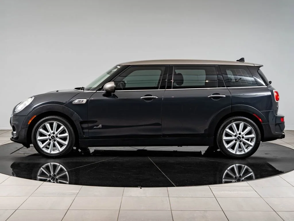 Used 2017 Gray Metallic MINI Clubman image 5