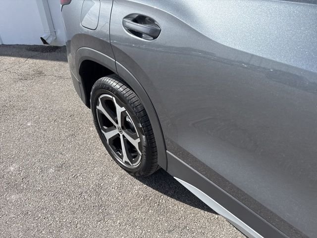 New 2026 Platinum Gray Volkswagen 2.0T SE image 5