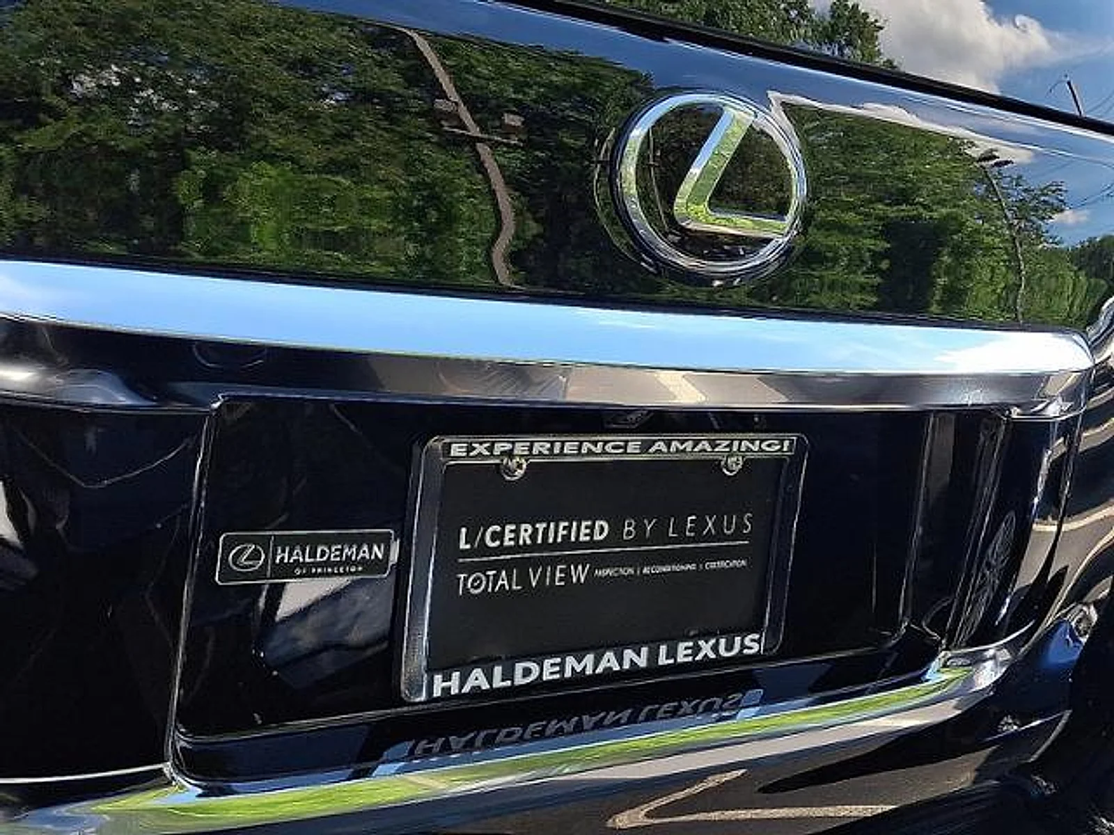 Certified Used 2023 Black Onyx Lexus Premium image 34