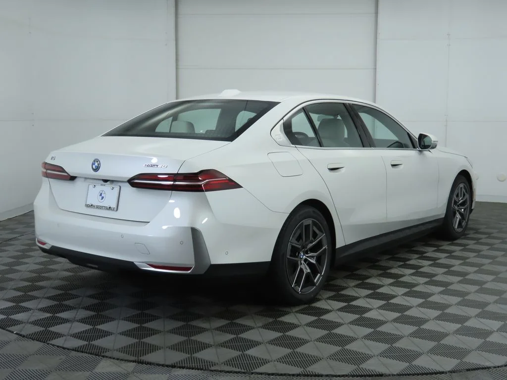 2026 BMW i5 40 - Photo 6