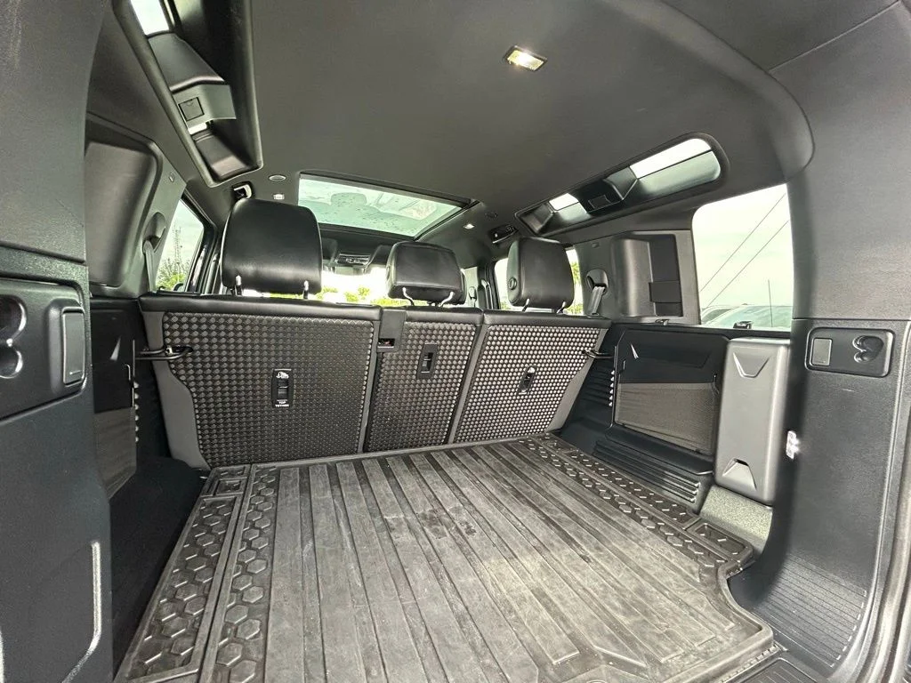 Used 2024 Blue Land Rover S image 50